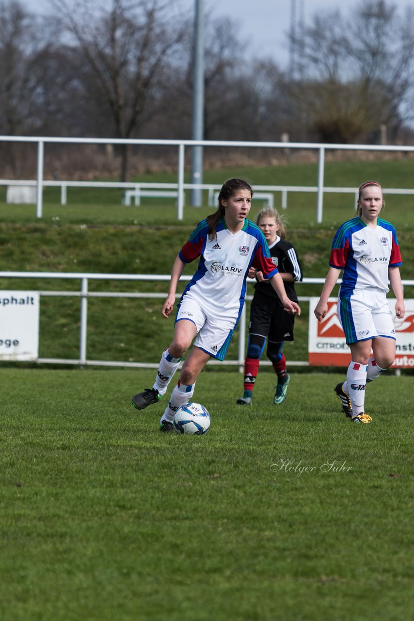 Bild 289 - wBJ SV Henstedt Ulzburg - TSV Schnberg : Ergebnis: 5:2